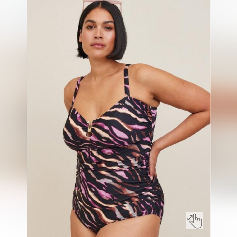 New! Torrid 6X(30W) Wireless Ladder Back One Piece Swimsuit-Black Zebra Wash NWT